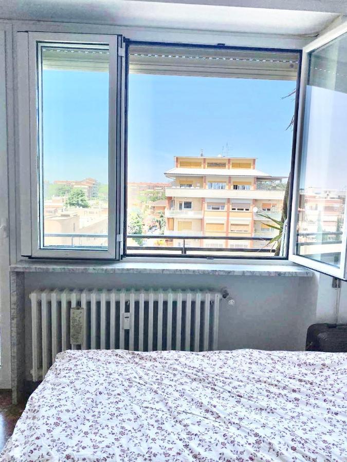 مبيت وإفطار روما Female Dormitory For Only Female المظهر الخارجي الصورة