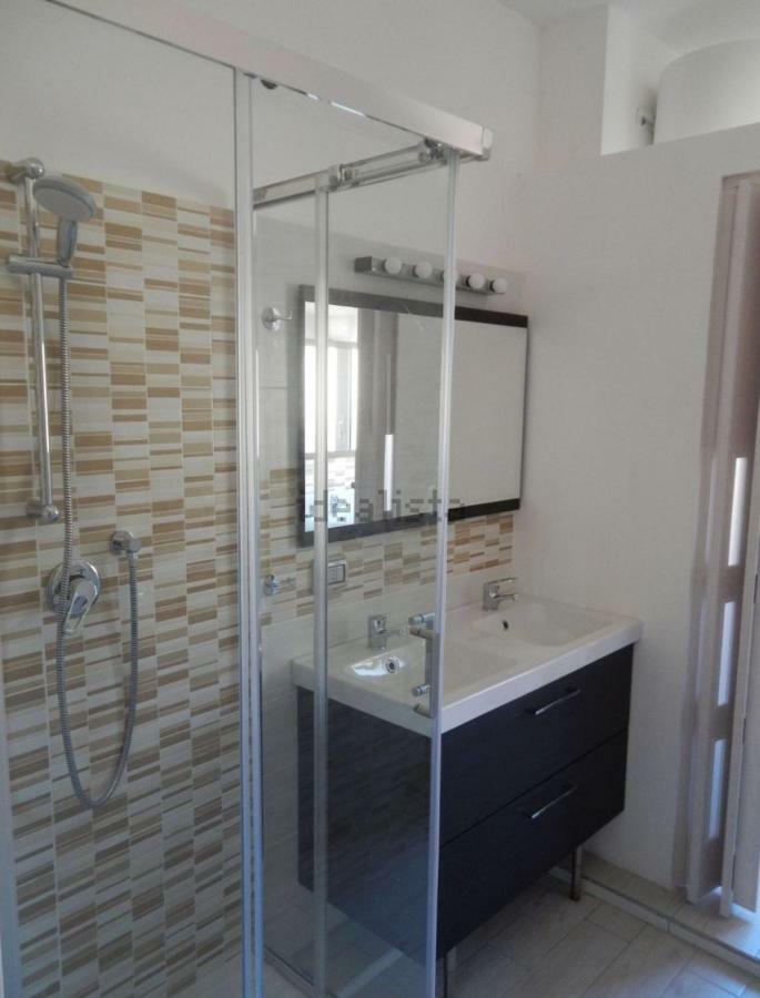 مبيت وإفطار روما Female Dormitory For Only Female المظهر الخارجي الصورة